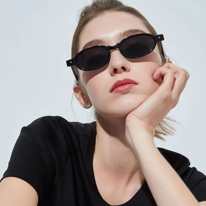 New Trend Oval Sunglasses Small Size Women Fashion Eyewear Sun Glasses UV400 Driving Outdoor Protection Summer Rivet Personality