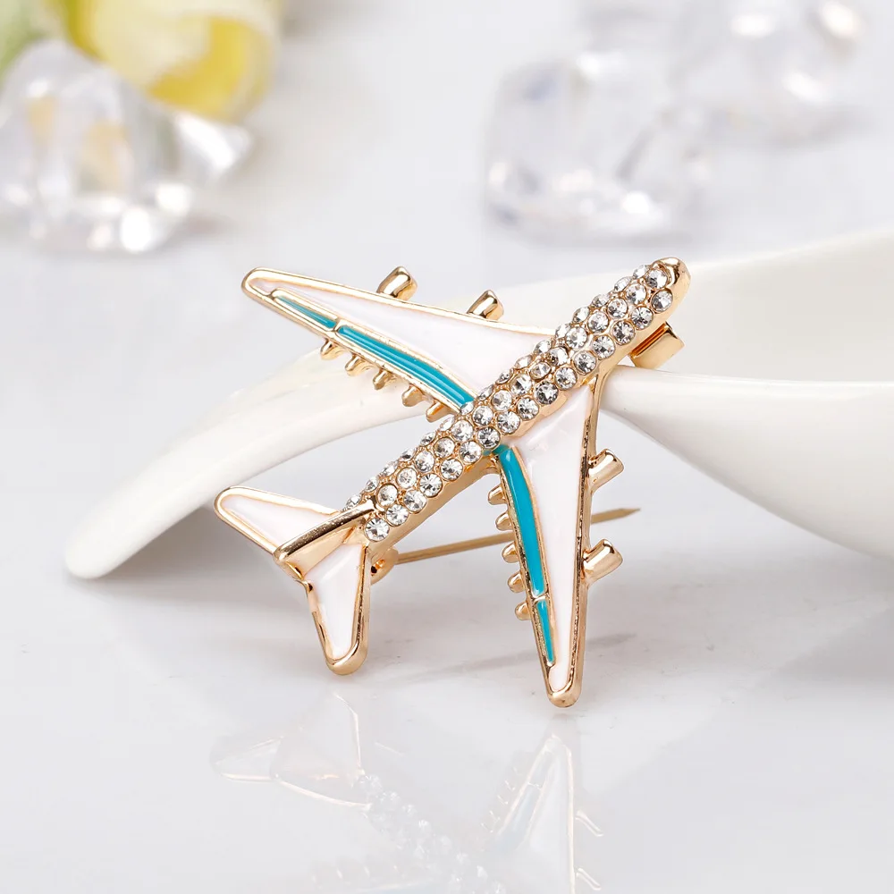 SexeMara Cute Airplane Brooch Pins Enamel Plane Luxury Brand Rhinestone Brooches For Women Men Costumes Aircraft Brooch Jewelry