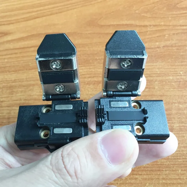 Free shipping FSM 50S/ 50s fusion splicer Shealth Clamp/ Fiber Holderin Fiber Optic Equipments