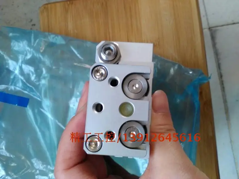 

[SA] SMC new original authentic slide cylinder MXQ16L-20C spot physical map