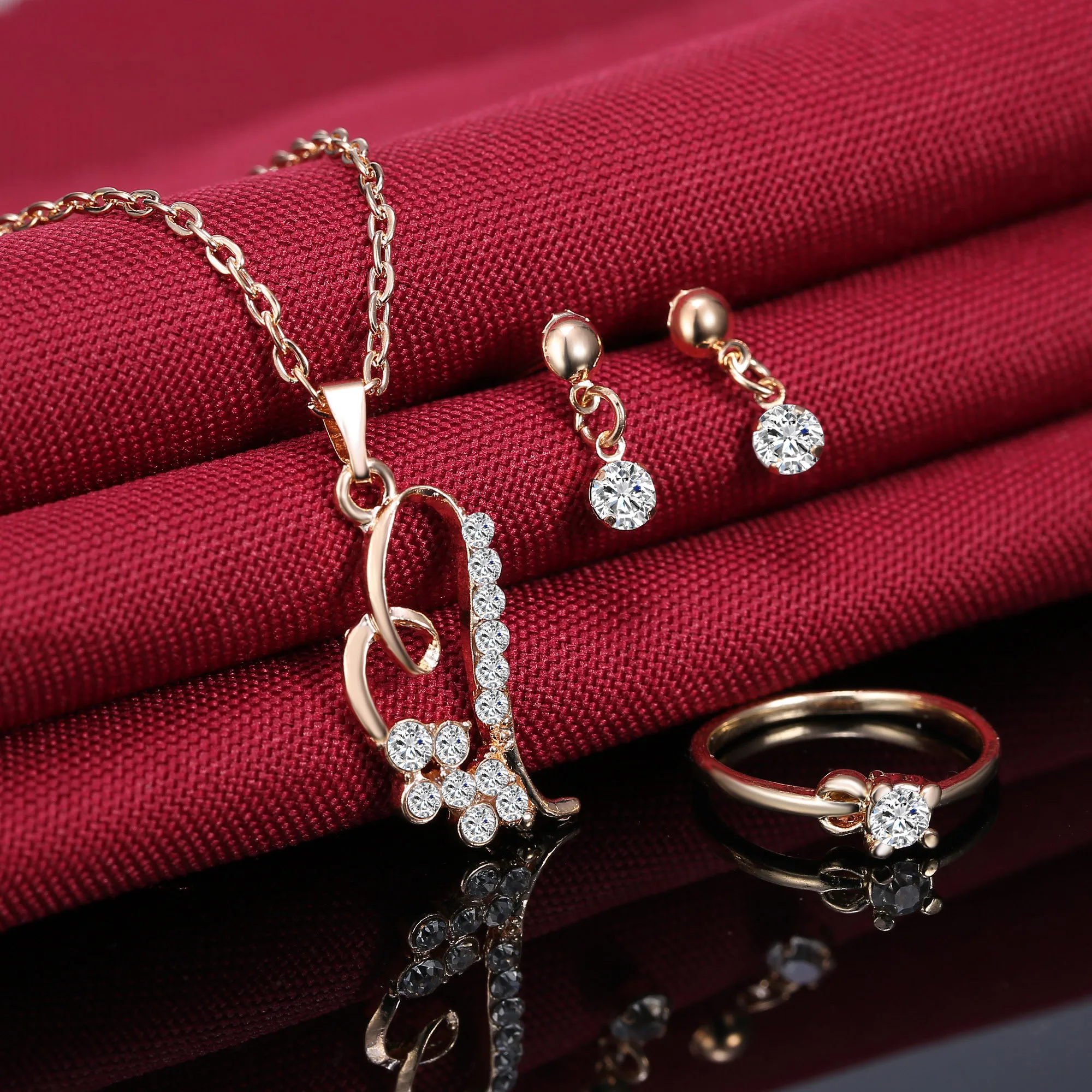 Романтический сердечный кулон, ожерелье, ювелирный набор, изысканная серьга, набор колец для женщин, Свадебная вечеринка, помолвка, ювелирное изделие
