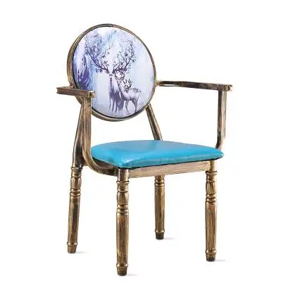 Iron chair restoring ancient ways makes old chair Europe type chair back chair. Iron chair restoring ancient ways makes old chair Europe type chair back chair.