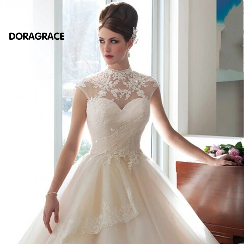 

Romantic vestido de noiva High Neck Cap Sleeve Button Back Applique Tulle Wedding Dresses Bridal Gowns DG0029
