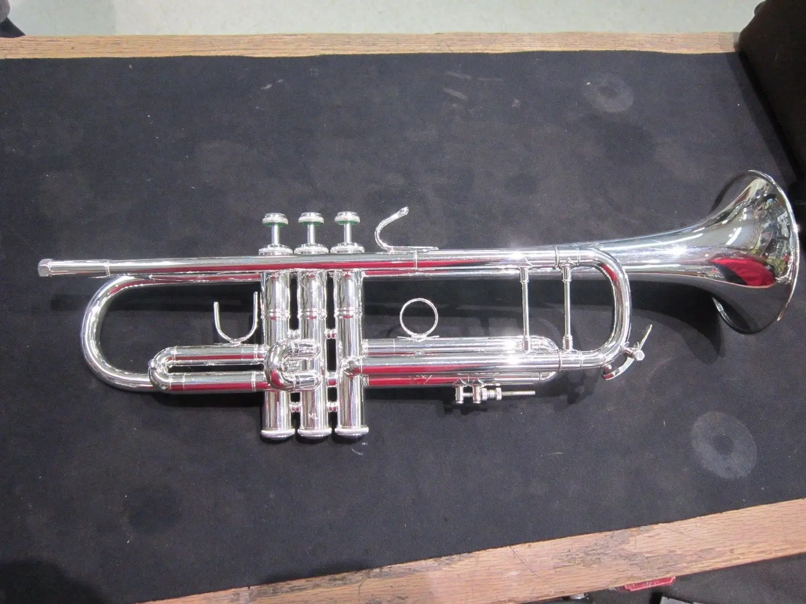 V.Bach 