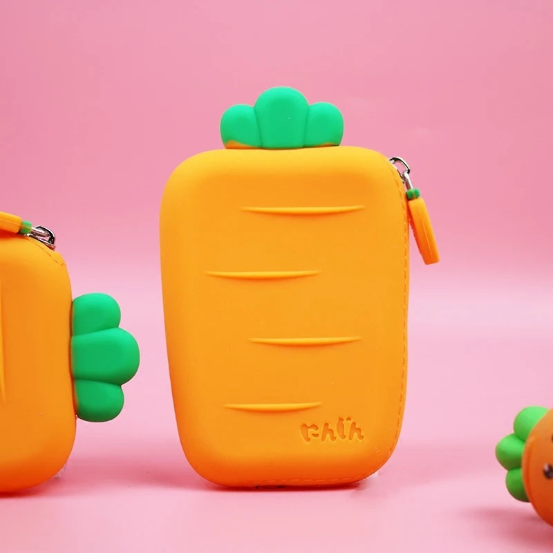 

2018 New Simple Creative Carrot Vegetable Soft Silicone Key Card Holder Pen Bag Storage Coin Case Wallet Organizer Kids Gift