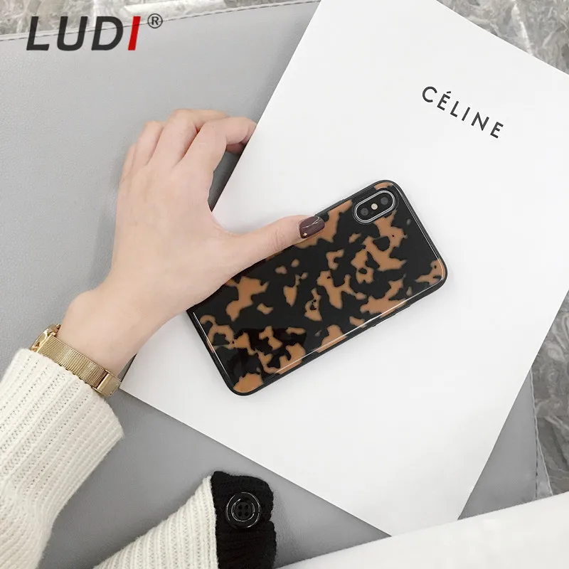 

LUDI Sexy Glossy Leopard Phone Case for iphone 7 6 6s 6plus Mirror Hard Back and Soft Edge for iphone X 8 8Plus 7Plus