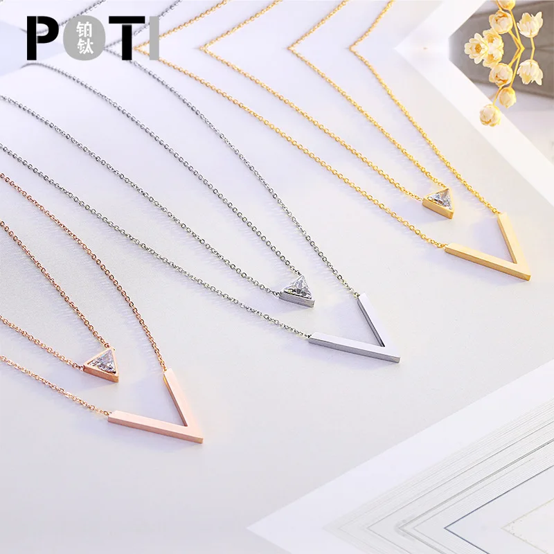 

Tshou192 Fashion wild V-shaped double titanium steel necklace female Stainless steel pendant