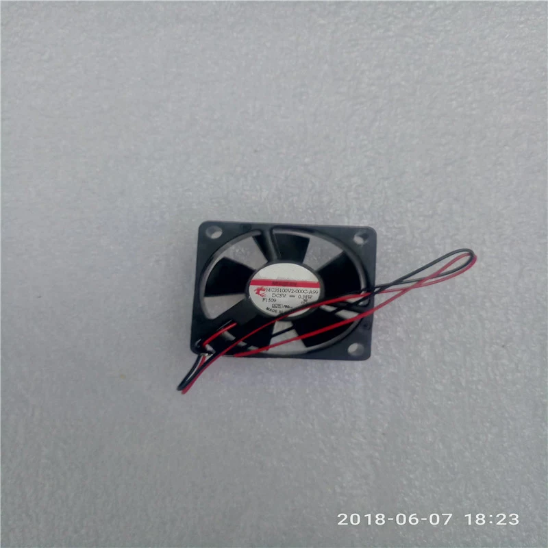 2 шт. вентилятор для MC35100V2-000C-A99 MC35100V2-000C-F99 5 в 35x35x10 мм 3 см MC30101V1-000C-A99 12 30x30x10 3010