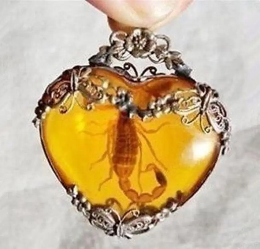 

*Tibet silver real Scorpion necklace Pendant