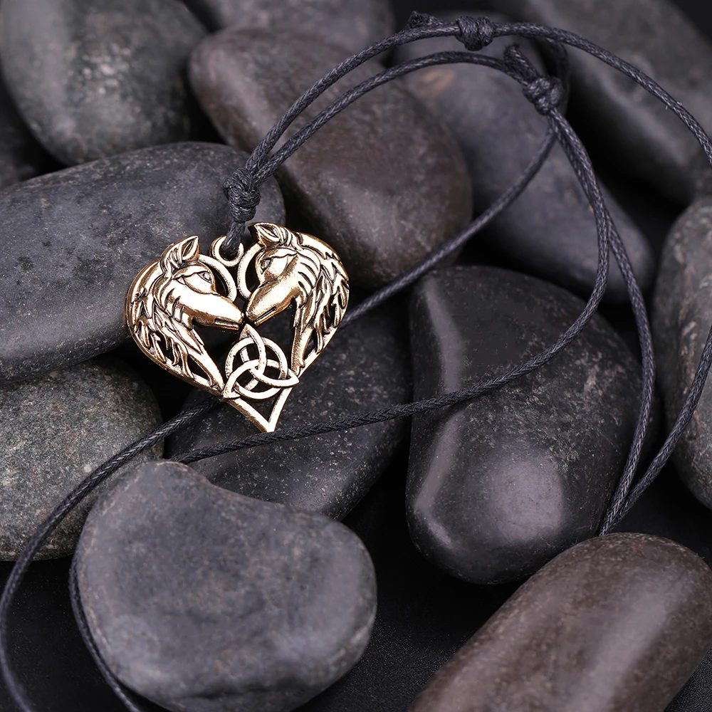My shape Celtics Spirit Wolf Pendant Necklace Couple Heart Necklaces Love gift Norse Vikings Wolf Head Original Animal Jewelry