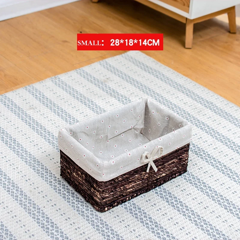 Gift basket corn husk woven storage for sundries table snack food straw baskets storage boxes with fabric lining living room use