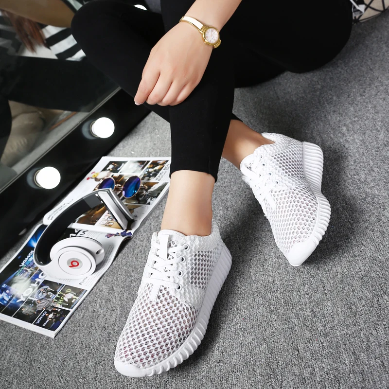 

Weweya Women Sneakers New 2019 Spring Fashion Hollow Flats Shoes Ladies Trainers Chaussure Femme Women Casual Shoes Loafers