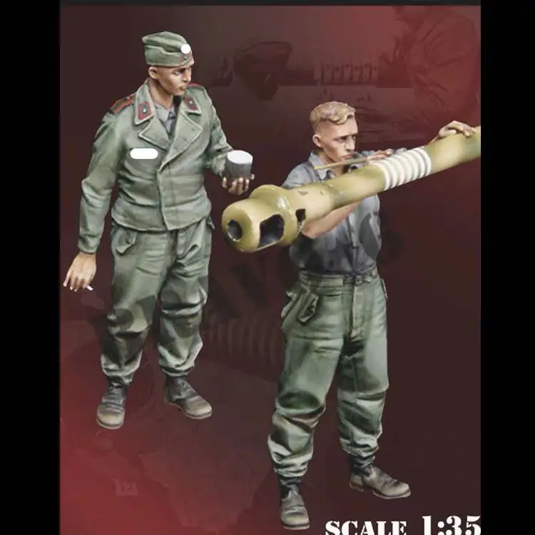 1//35 Resin Figure Model Kit WWII German Photographers Filmining Unpainted