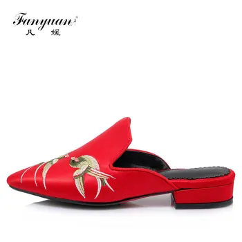 

Fanyuan 2017 Size 34-43 Pointed Toe Chunky Heels Mules Chinese Ethnic Style Embroidery Summer Slippers Silk Shoes Woman Slides