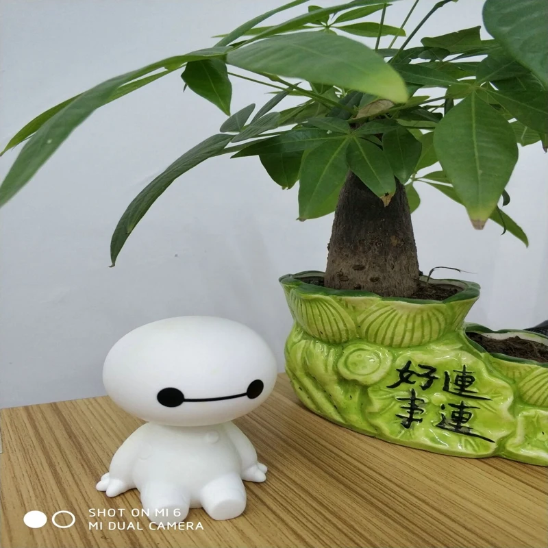 Автомобильный орнамент Симпатичный робот с вибрирующей головкой Baymax кукла