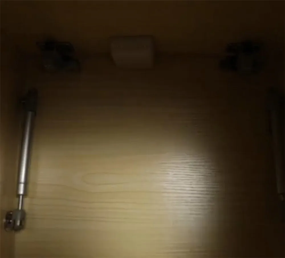 led cabinet light 7