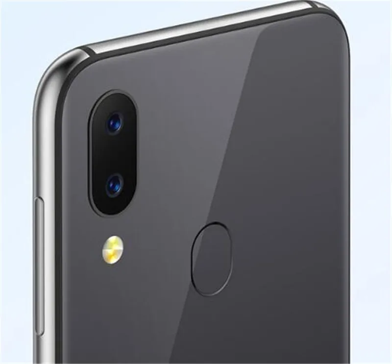 Смартфон UMIDIGI A3 Pro 4G 5,7 дюймов Android 8,1 MT6739 четырехъядерный 1,5 ГГц 3 ГБ ОЗУ 16 Гб ПЗУ 12.0MP + 5.0MP 3300 мАч мобильный телефон