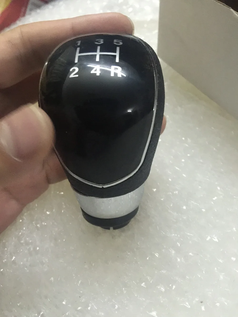 FAST SHIPPING 5 SPEED CAR GEAR SHIFTER KNOB FOR FORD FOCUS MK2 MK3