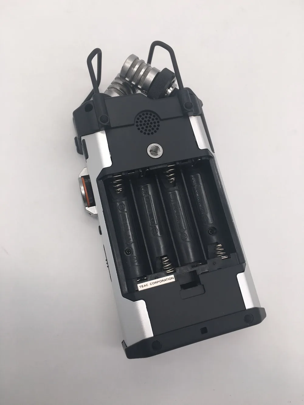 TASCAM DR-44WL портативный ручной диктофон записывающая ручка четырехтрековый рекордер со стереофоническими микросхемами, XLR микрофонными входами и Wi-Fi