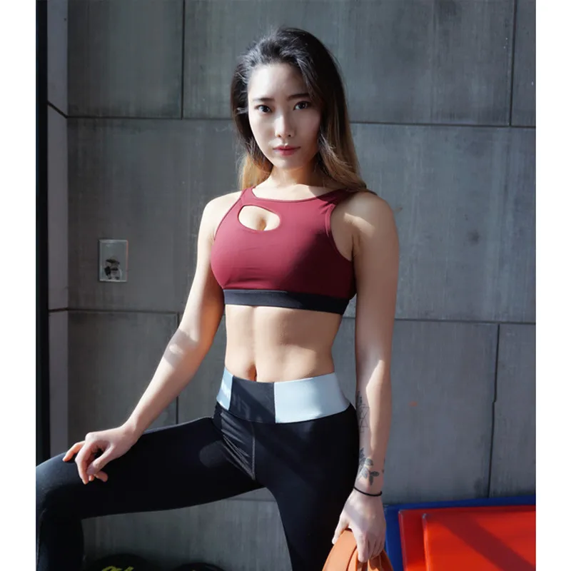 Стиль, сексуальный женский бюстгальтер для фитнеса с дырками, европейский размер, спортивный бюстгальтер с подкладкой, Бюстгалтер для йоги и бега, спортивный топ