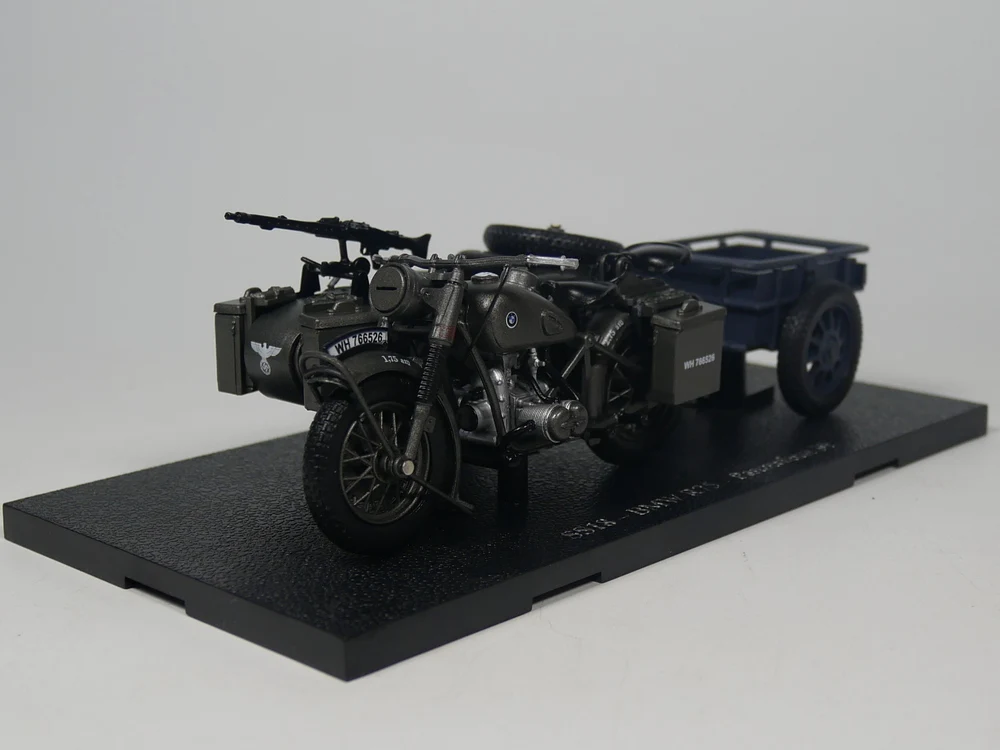 

Atlas 1:24 Motorcycle model - 3 wheeles Motorcycle - SS18 Panzerfaust 30