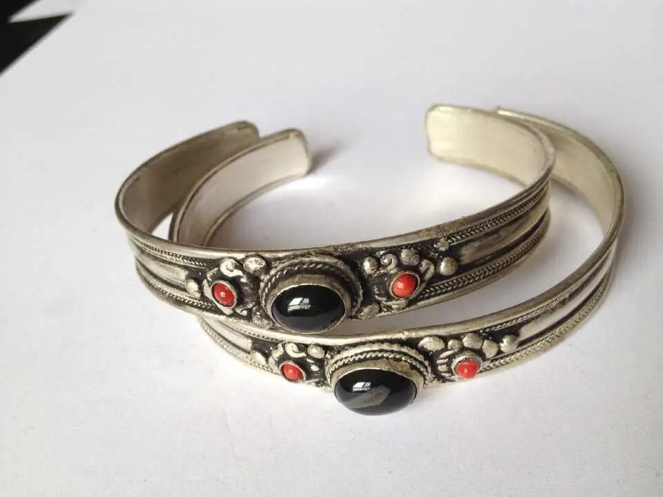 wyan shipping&gt&gt&gt&gtA Pair Handmade black Rare Stone Tibet Silver inlay Garnet Bracelet Bangle 5.24 | Украшения и аксессуары