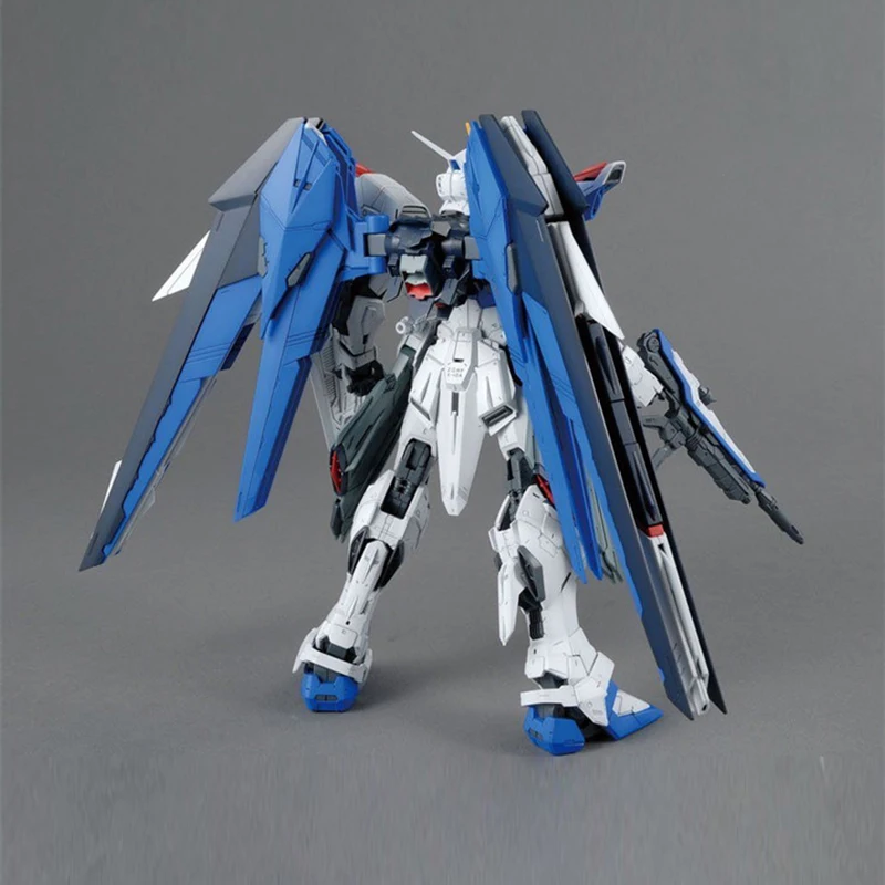 Daban 6650 мг Страйк Фридом Gundam 1/100 синяя модель робота популярная детская игрушка