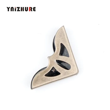 

Bronze Tone Book Scrapbooking Albums Menus Corner Protectors Metal Hollow Corners For Books,24*24*5mm,Fit 5mm,6Pcs