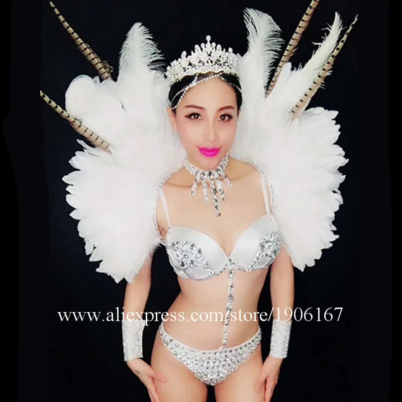 Female singer plays Dj Ds catwalk gogo bikini feather stage costume4