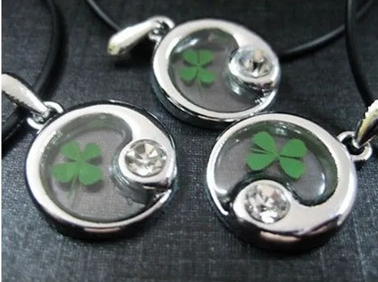 

FREE SHIPPING 4 pcs charming real four leaf clover taiji style chic pendant