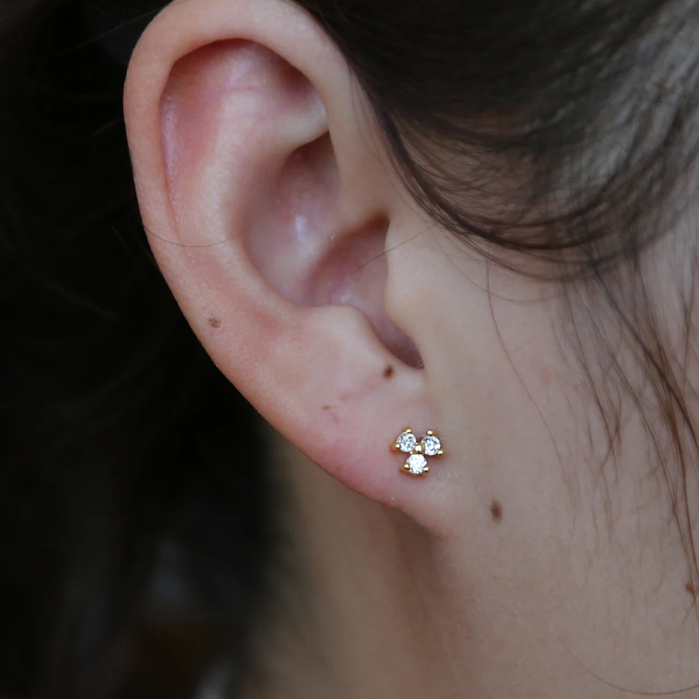 Милые маленькие серьги для пирсинга Изящные маленькие круглые cz серьги-гвоздики простая укладка для девочек