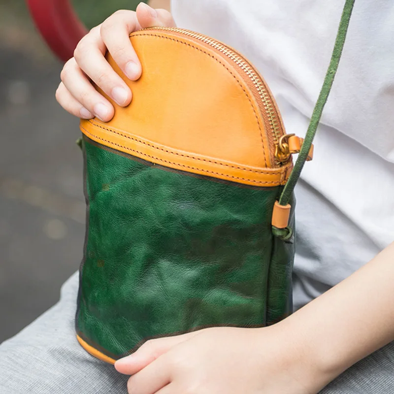 AETOO Literary retro handmade cowhide satchel, mori soft leather shoulder bag, small fresh leather bucket bag