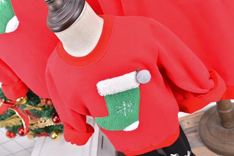Одинаковые комплекты для семьи; коллекция года; Зимний Рождественский свитер с милым оленем; детская одежда; детская футболка с добавлением шерсти; Теплая семейная одежда; mc001