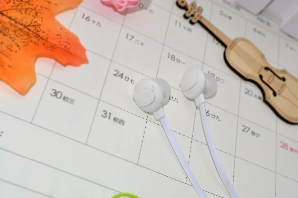 

S10 New Headsets Stereo Earbuds For mobile phone MP3 MP4 For PC