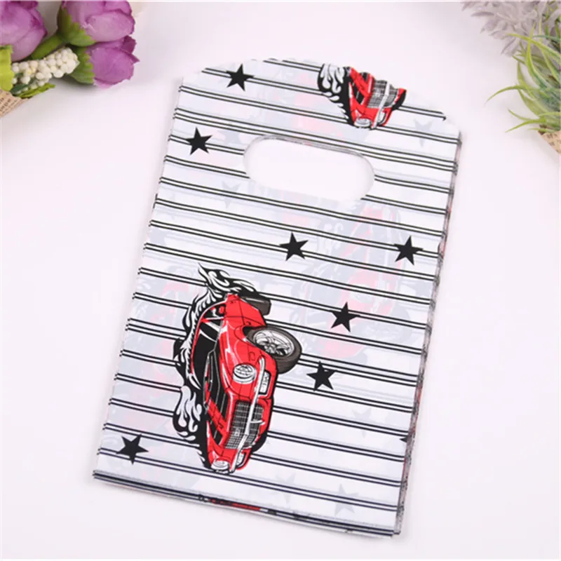 

2019 New Design Wholesale 50pcs/lot Fashion Small Sac Plastique Packaging with Car Stars and Line Gift Package Bags For Party