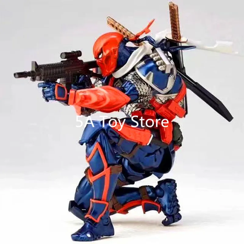 

DC Comics Amazing Yamaguchi Revoltech Series No 011 Deathstroke PVC Action Figure Collectible Doll Toys Doll