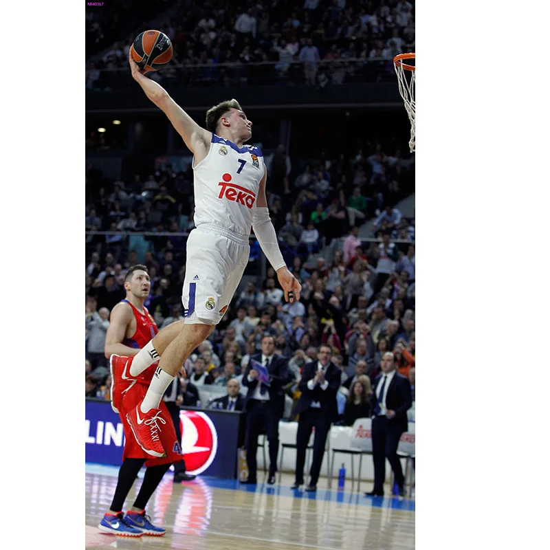 

NBA basketball star sports painting poster Dallas lone ranger Mavericks Luka East Chicki Doxic Decoration