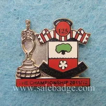 Пользовательские Футбол Чемпионат булавки Жесткий Эмаль значок