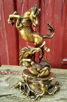 

23 cm * / The ancient Chinese bronze statue of a mascot pegasus collection