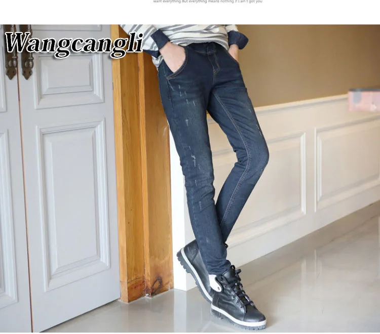 

2016 new autumn and winter to increase the new code cotton jeans women 's straight jeans elastic Slim denim jeans