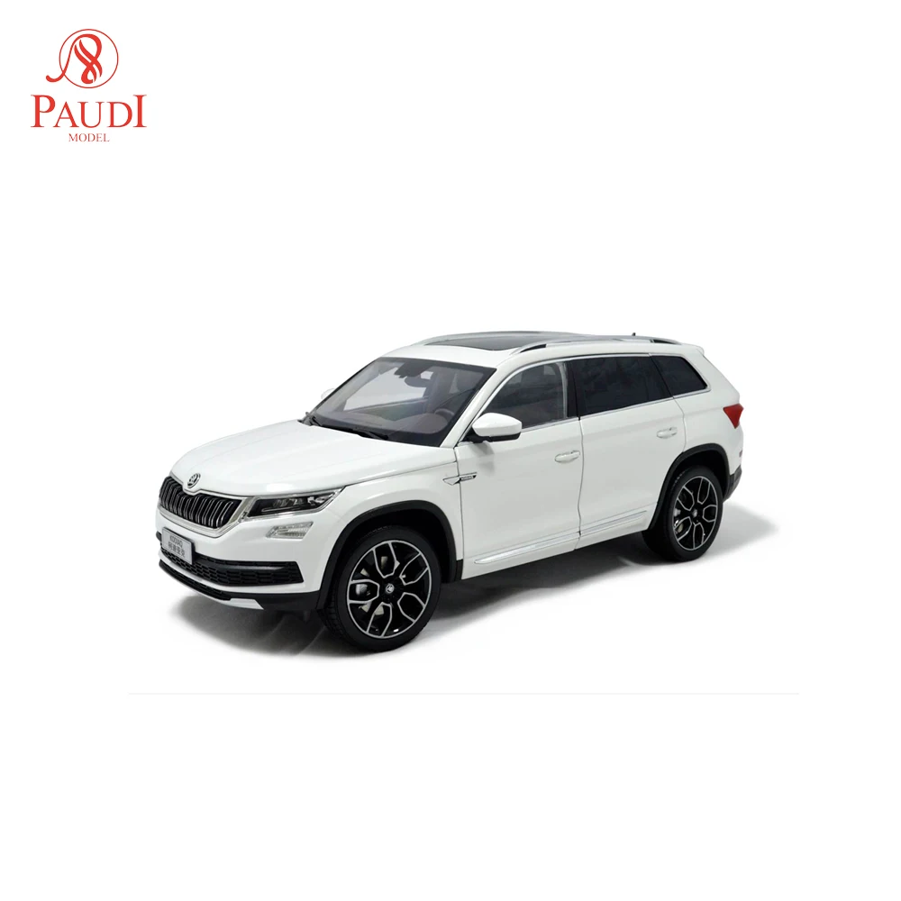 1/18 1:18 1 18 масштаб Skoda Kodiaq SUV 2017 белый статическое моделирование литой под давлением