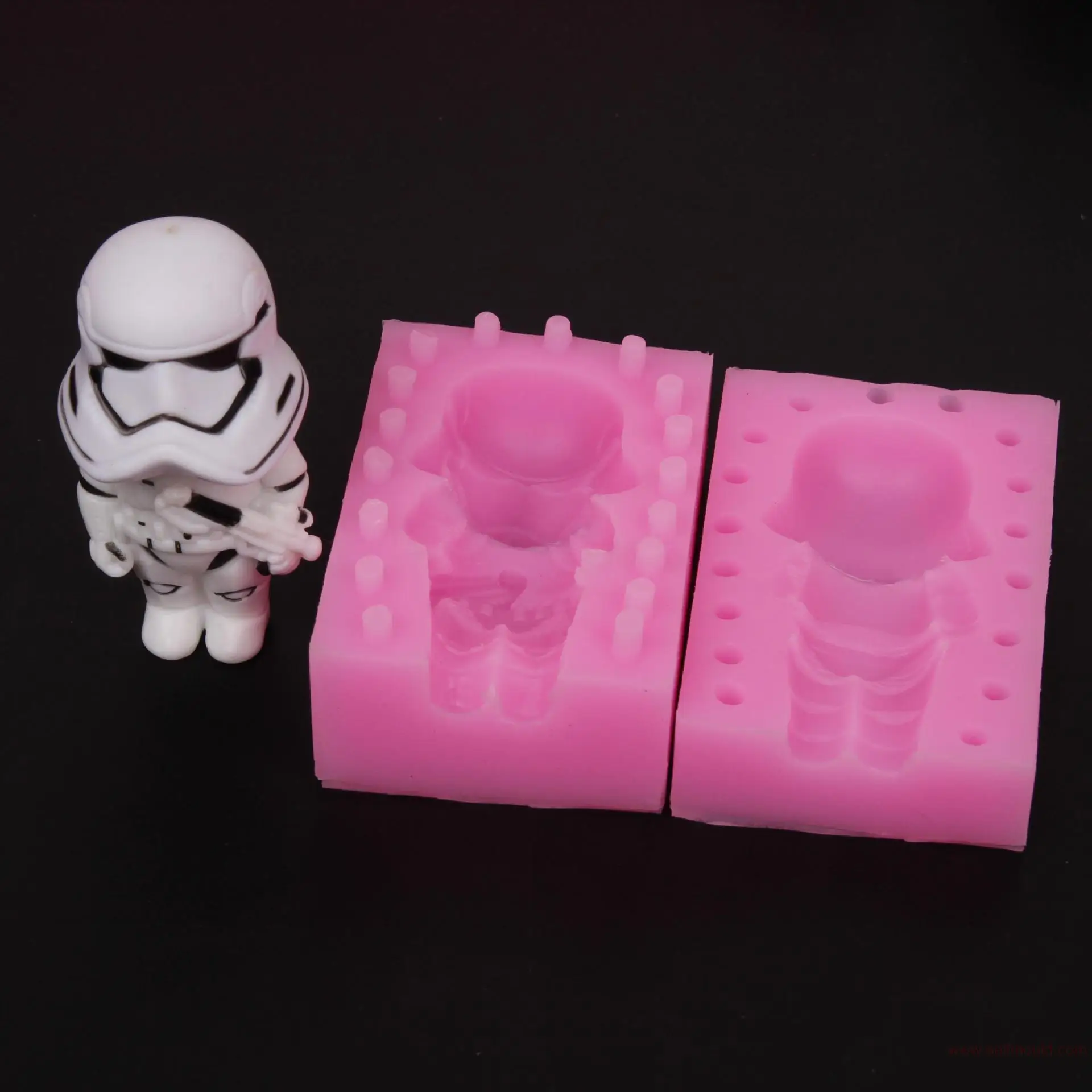 

Art Craft Cosmonaut 3D Toy Gift silicone mould chocolate biscuit salt carving cake decorating tool Soap Mold