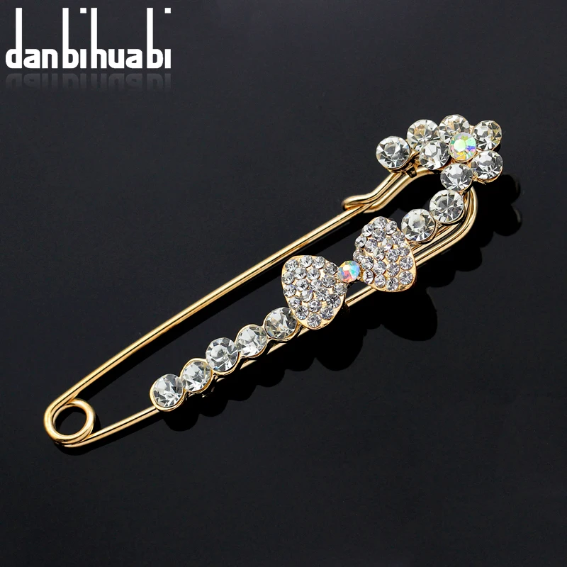 

Danbihuabi Elegant Rhinestone Brooches Fashion Crystal Jewelry Accessories Bowknot hijab Jewelry Corsage Scarf Brooches Pins