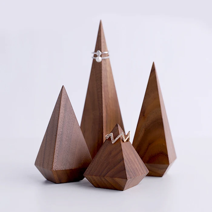  The pyramid Black walnut Ring Display Holder Solid Wood Polishing Smooth Ring Display Stand