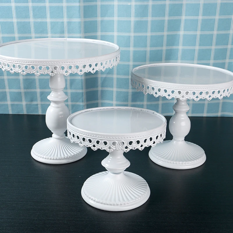 

New Arrive Round Crystal Cake Stand Wrought Iron Exquisite Cake Rack Base Dessert Wedding Party Table Candy Bar Table Decor