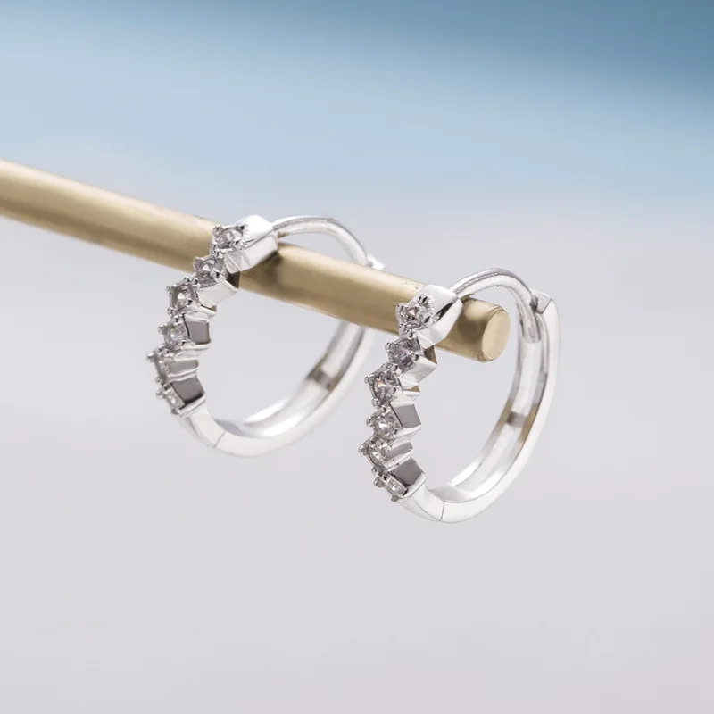 

Korean Fashion Polygonal Zircon Earring 925 Sterling Silver Hoops Earring Ear Buckle Personality Delicate Women Earring Jewelry