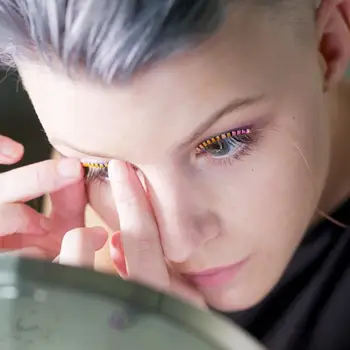 

2PCS False Eyelashes LED Luminous Glowing Waterproof Fashion Professional Makeup Tools Saloon Pub Club Bar Party Lashes