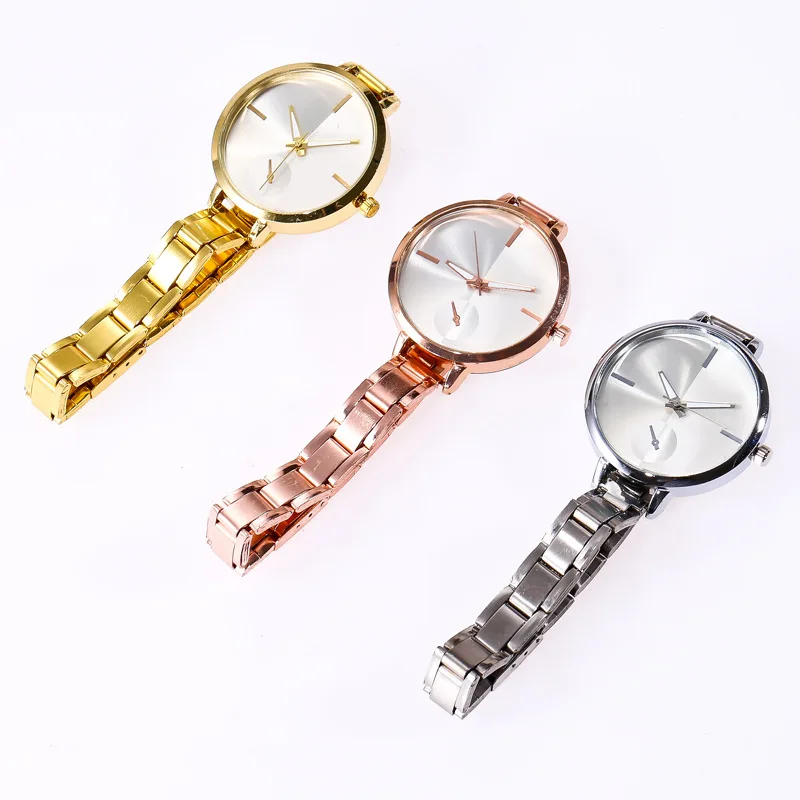 7689772902_907620485