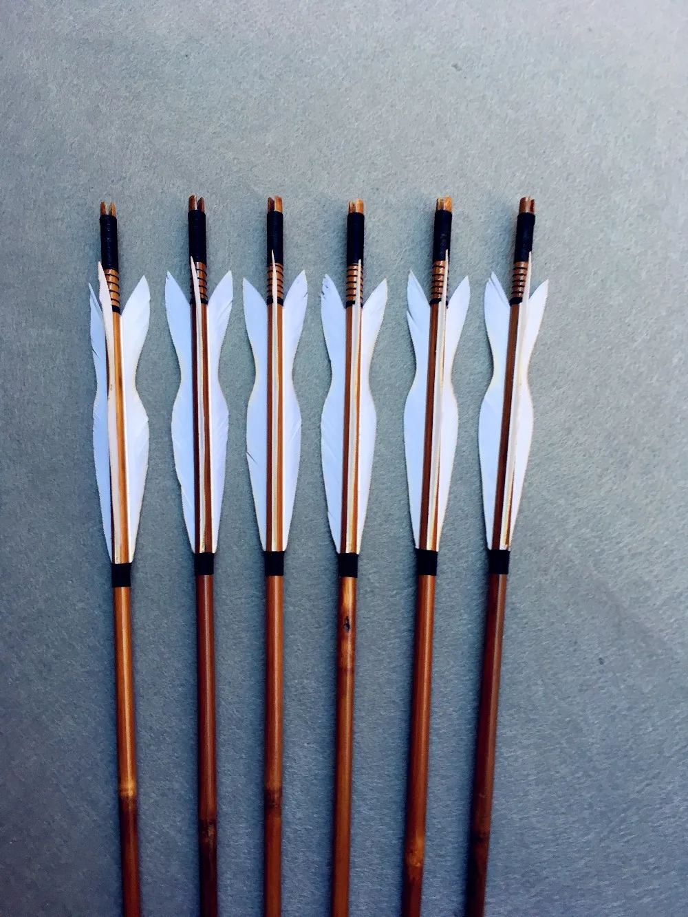 

CDRIC 6Pcs Like Angels Like The Wizard Feathers Bamboo Arrows Archery Hunting