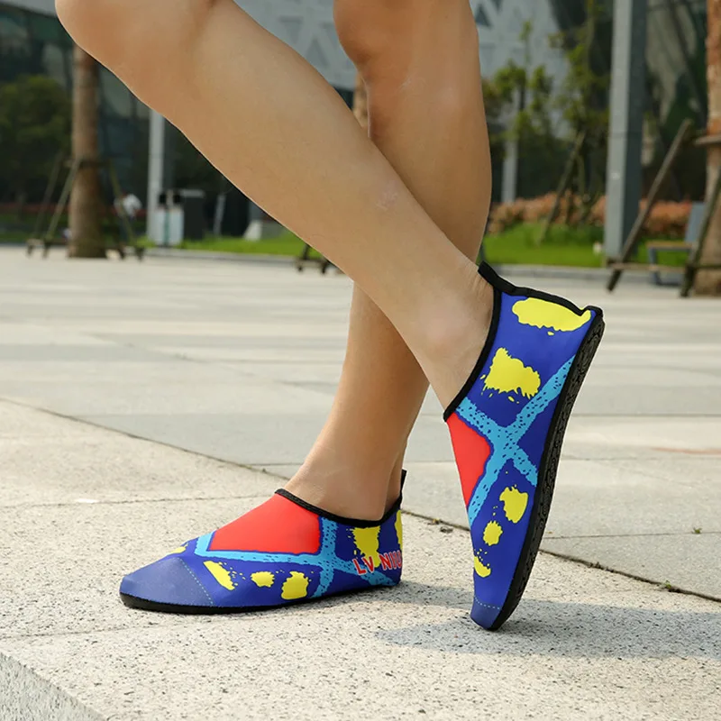 الرجال المياه الشاطئ أحذية النساء لينة الرياضية تصفح أكوا المنبع أحذية للسباحة بركة النعال القيادة اليوغا رياضية الرجال المياه الشاطئ أحذية النساء لينة الرياضية تصفح أكوا المنبع أحذية للسباحة بركة النعال القيادة اليوغا رياضية